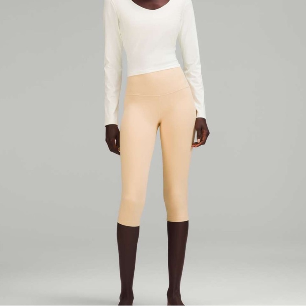 NWT Lululemon Align High Rise Crop